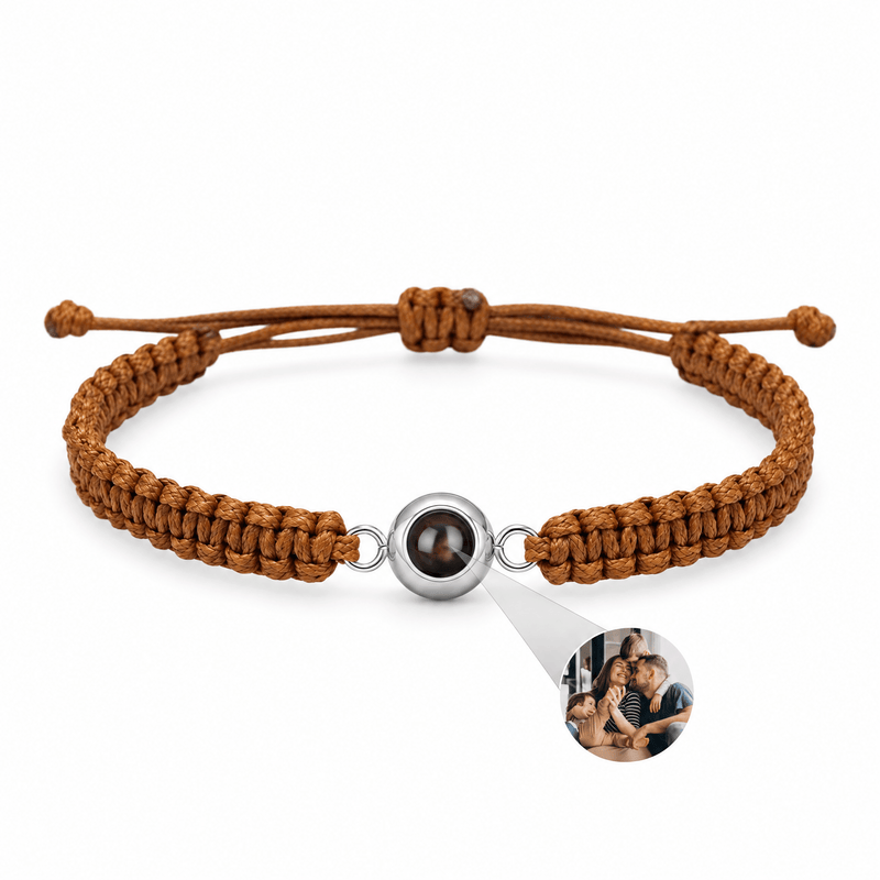 Bracelet photo personnalisé, corde et acier inoxydable — modèle Cielo — Marron et argent — packshot studio photo sous lentille