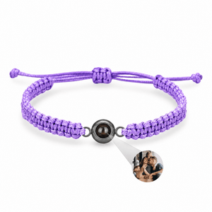 Bracelet photo personnalisé, corde et acier inoxydable — modèle Cielo — Violet et noir — packshot studio photo sous lentille