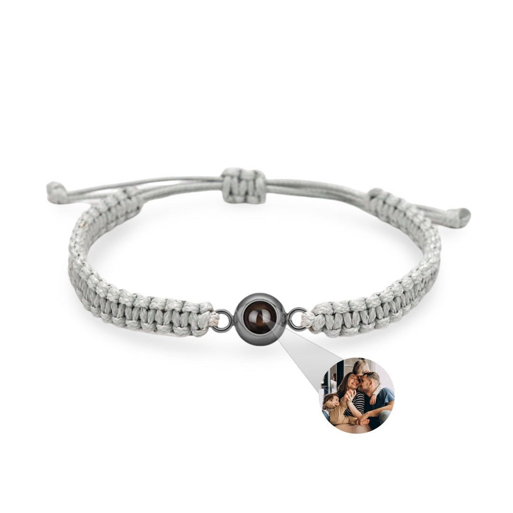 Bracelet corde gris argenté avec pendentif photo rond en titane noir modèle Cielo.