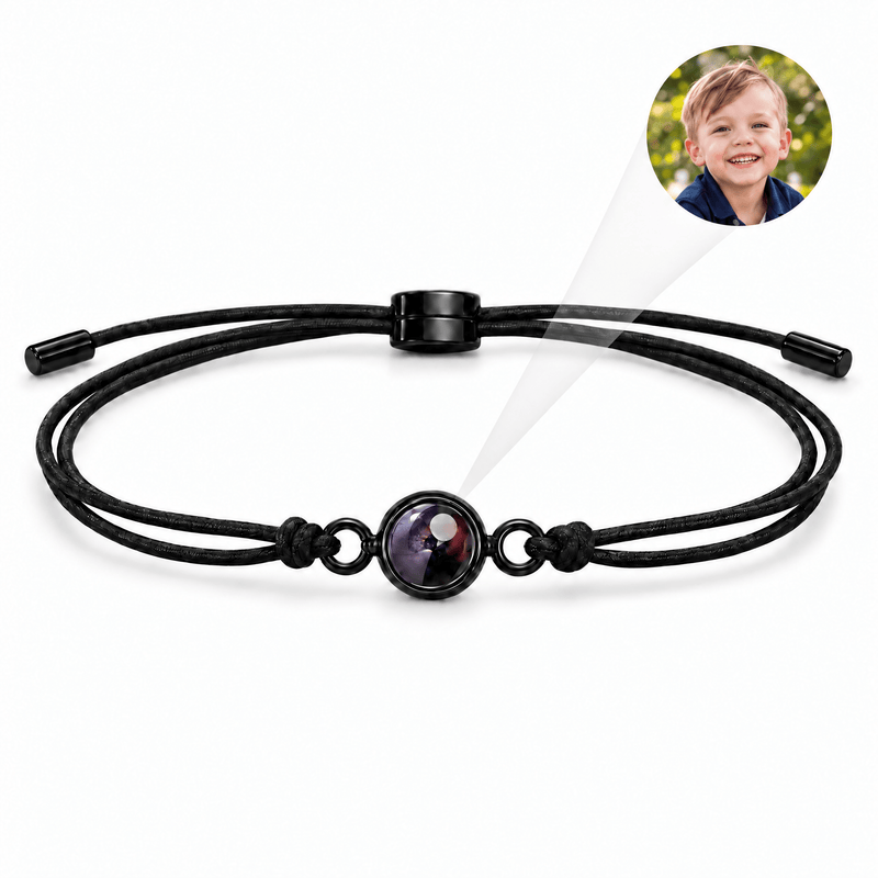 Bracelet photo personnalisé, cordon réglable, perle de projection, modèle Saphile — Noir et noir — packshot studio photo-projection nette