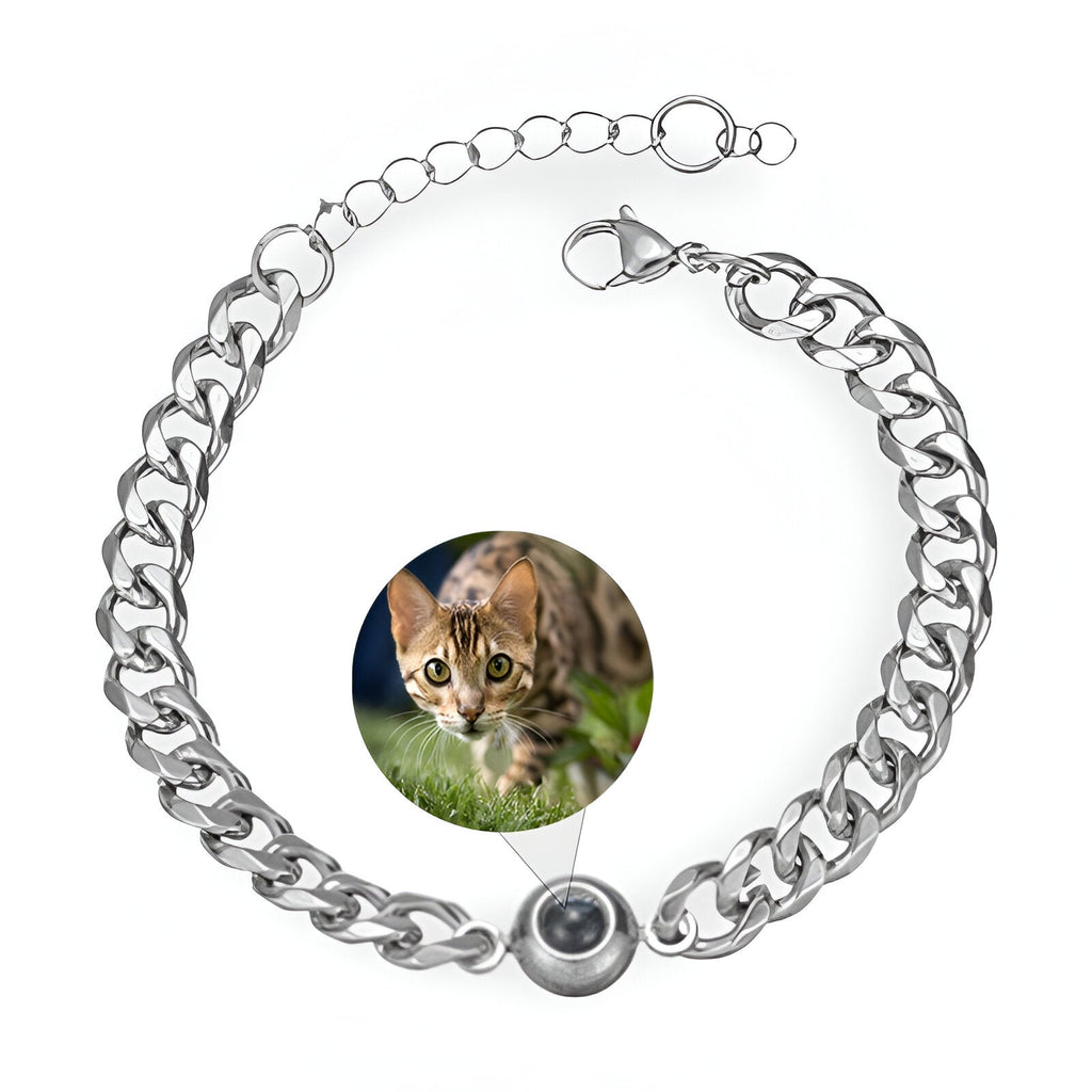 Bracelet en acier inoxydable argenté avec maille cubaine et médaille photo personnalisée ronde.