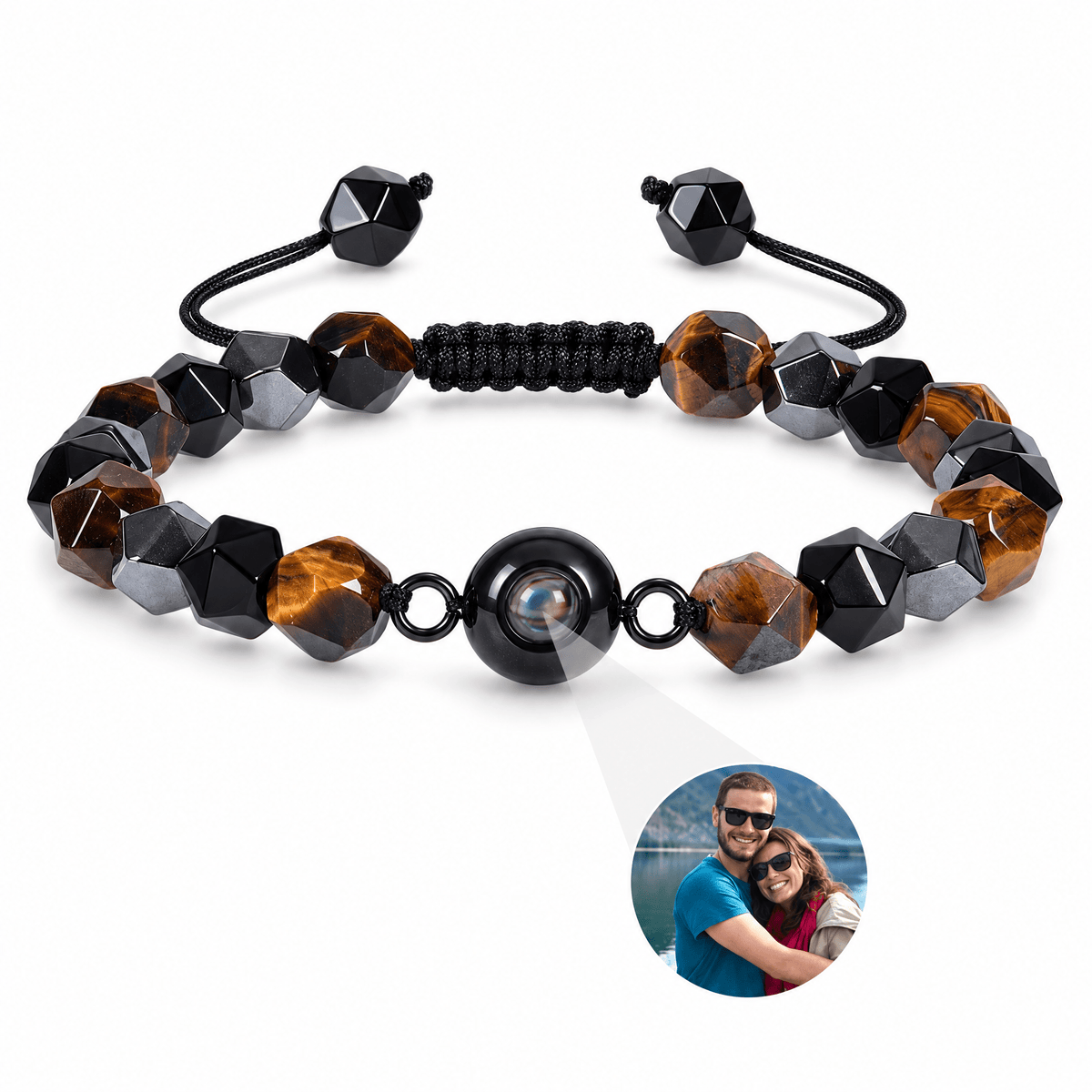 Bracelet photo personnalisé, en pierres naturelles — modèle Tonali — Oeil de tigre et obsidienne — packshot studio photo sous lentille