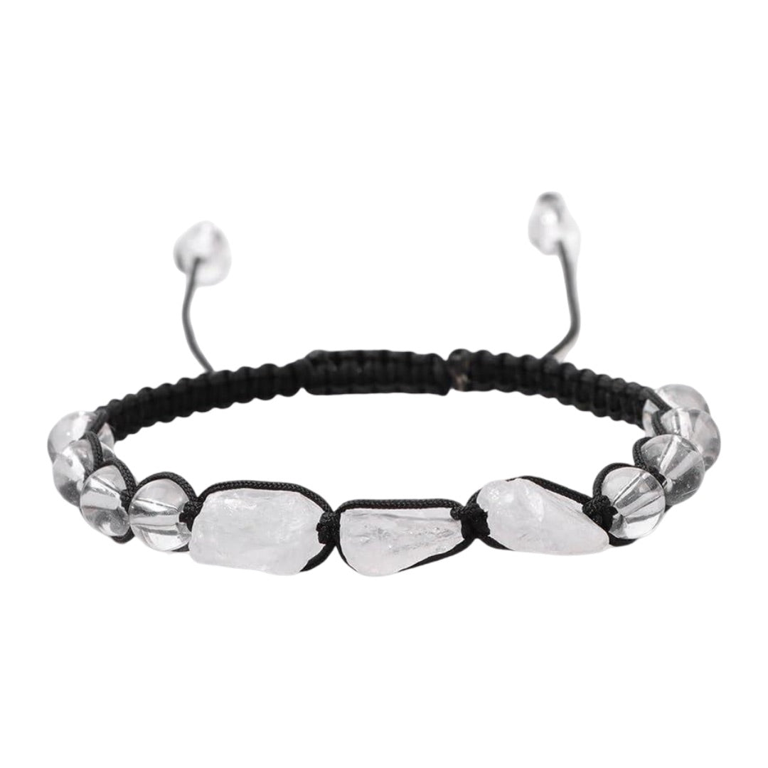 Bracelet porte-bonheur en pierres naturelles polies blanches, cordon noir tressé ajustable, design équilibré.