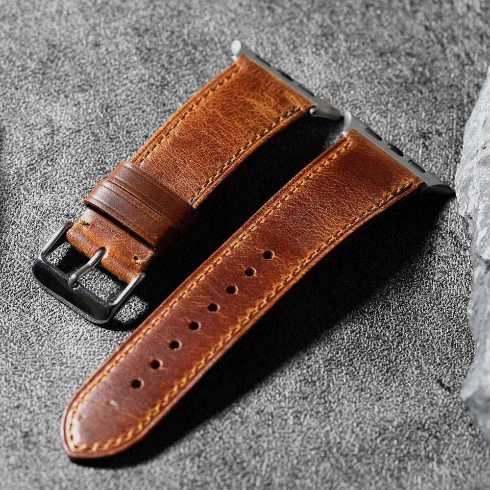 Armbånd til Apple Watch i fuldnarvet brunt læder, robust stållås, daglig komfort om håndleddet, model Eugène