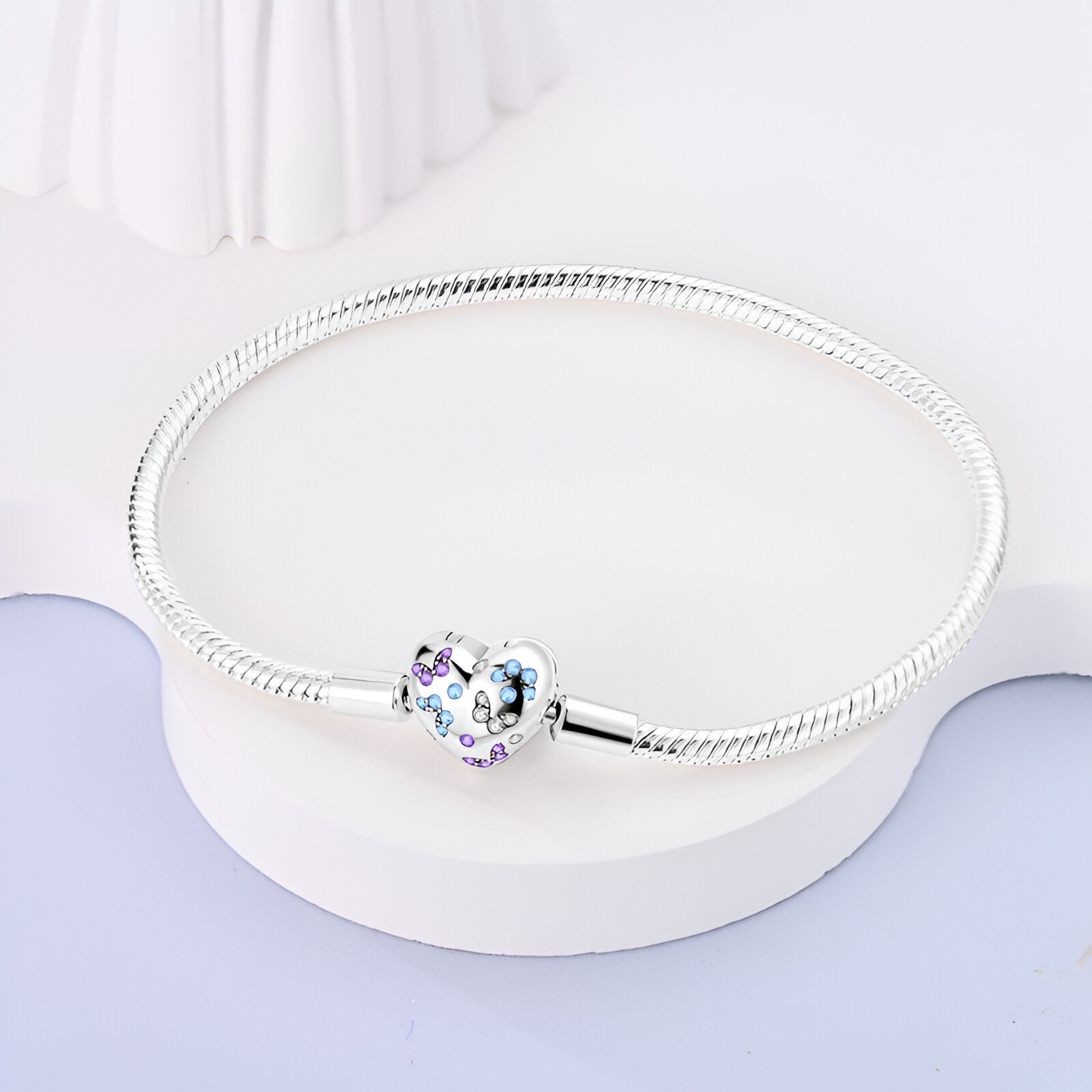 Bracelet pour charm, personnalisable, coeur et papillons, pour femme, modèle Elara - La Boutique du Bracelet