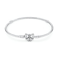 Bracelet en argent avec fermoir noeud ruban fin et élégant, style serpent lisse.