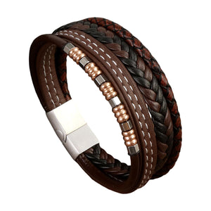 Bracciale da uomo in similpelle vegan, a più fili intrecciati, impreziosito da perle in acciaio inox, con una pratica chiusura magnetica, modello Yassine