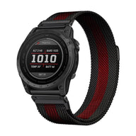 Bracelet milanais noir et rouge en acier inoxydable pour montre connectée Garmin.