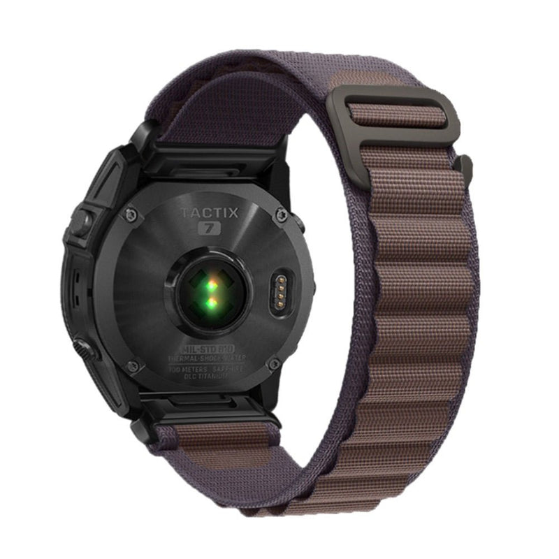 Bracelet pour montre connectée Garmin en nylon kaki résistant avec attache rapide.