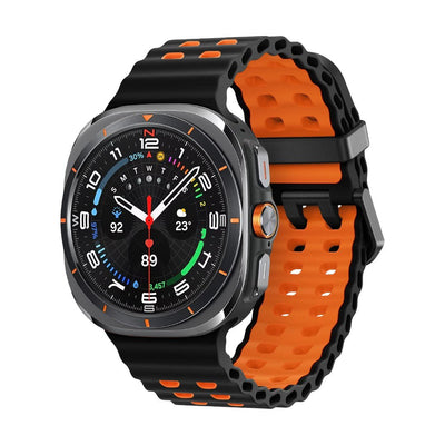 Bracelet silicone perforé bicolore noir et orange, résistant et étanche, pour Samsung Watch Ultra 47mm.
