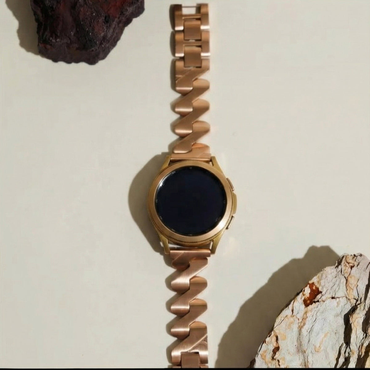 Bracelet pour SmartWatch, acier ondulé et mailles spirales, look moderne pour montre Samsung, Ice Watch, Garmin, modèle Ezelea