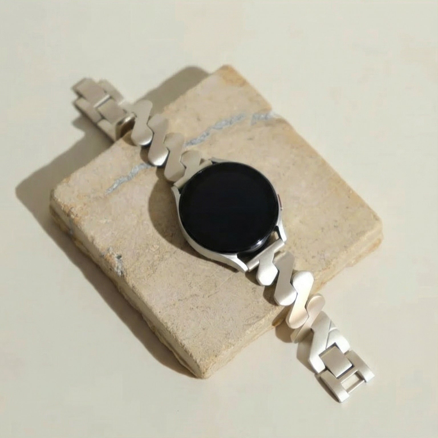 Armband für Smartwatch, gewellter Stahl und Spiralglieder, modernes Aussehen für Samsung-Uhr, Ice Watch, Garmin, Modell Ezelea