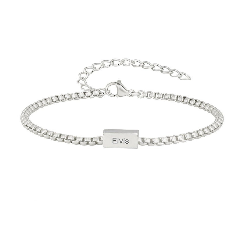 Bracelet fin en acier inoxydable avec chaîne maille vénitienne et plaque gravée « Elvis ».