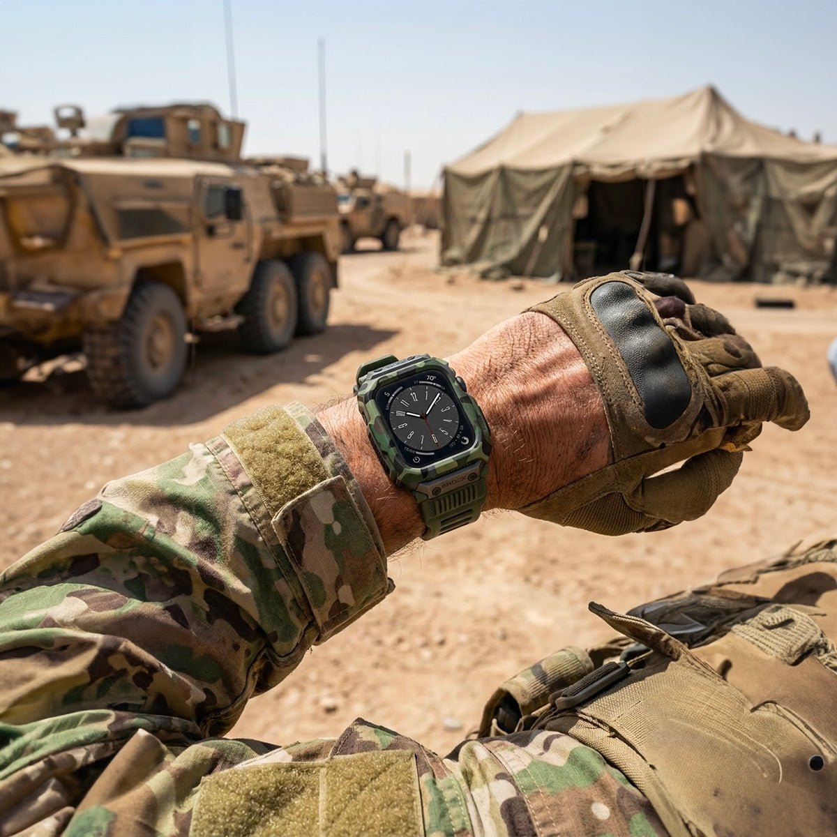 Bracelet robuste noir en silicone avec coque anti-choc intégrée pour Apple Watch, style militaire, ajustable.