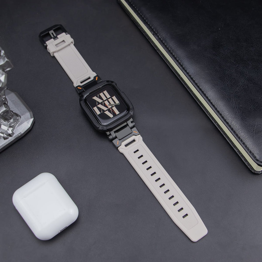 Bracelet beige en TPU renforcé sport avec coque noire anti-choc pour montre connectée Apple Watch.