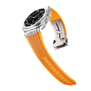 Bracelet silicone orange ultra-résistant pour Samsung Watch Ultra 47mm, boucle déployante métal argenté.