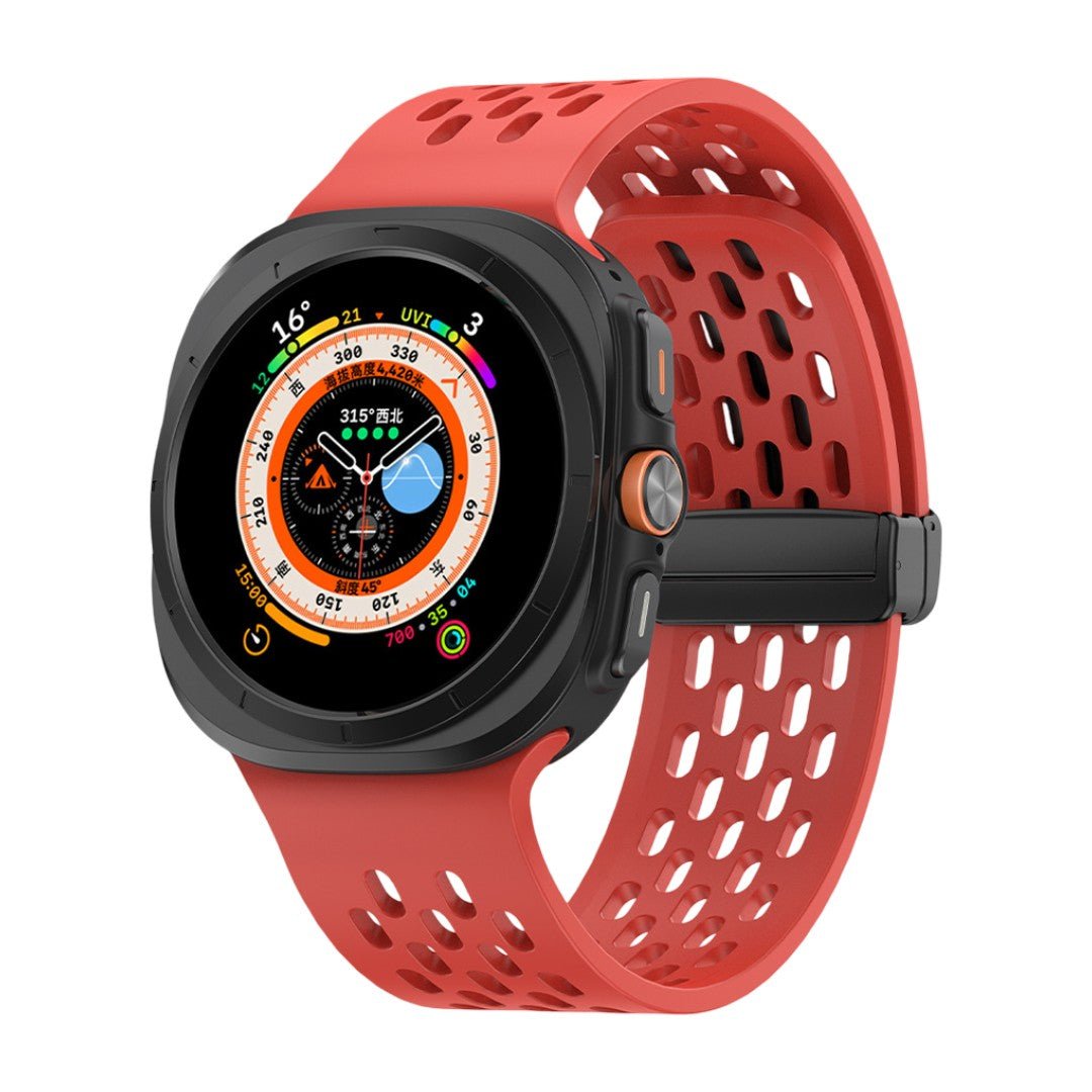 Bracelet sport en silicone rouge perforé, design respirant et fermoir aimanté pour Galaxy Watch Ultra.