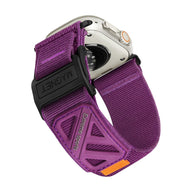Bracelet Apple Watch violet en nylon tissé haute résistance avec fermoir magnétique noir robuste, style sport extrême.