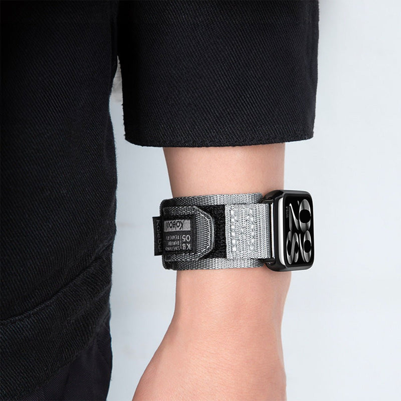 Bracelet nylon noir à velcro, ajustable, pour Apple Watch 38-42 mm, modèle Kayle.