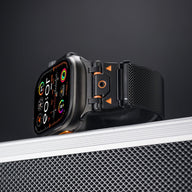 Bracelet tactique noir en acier inoxydable magnétique avec maillage fin pour Apple Watch.