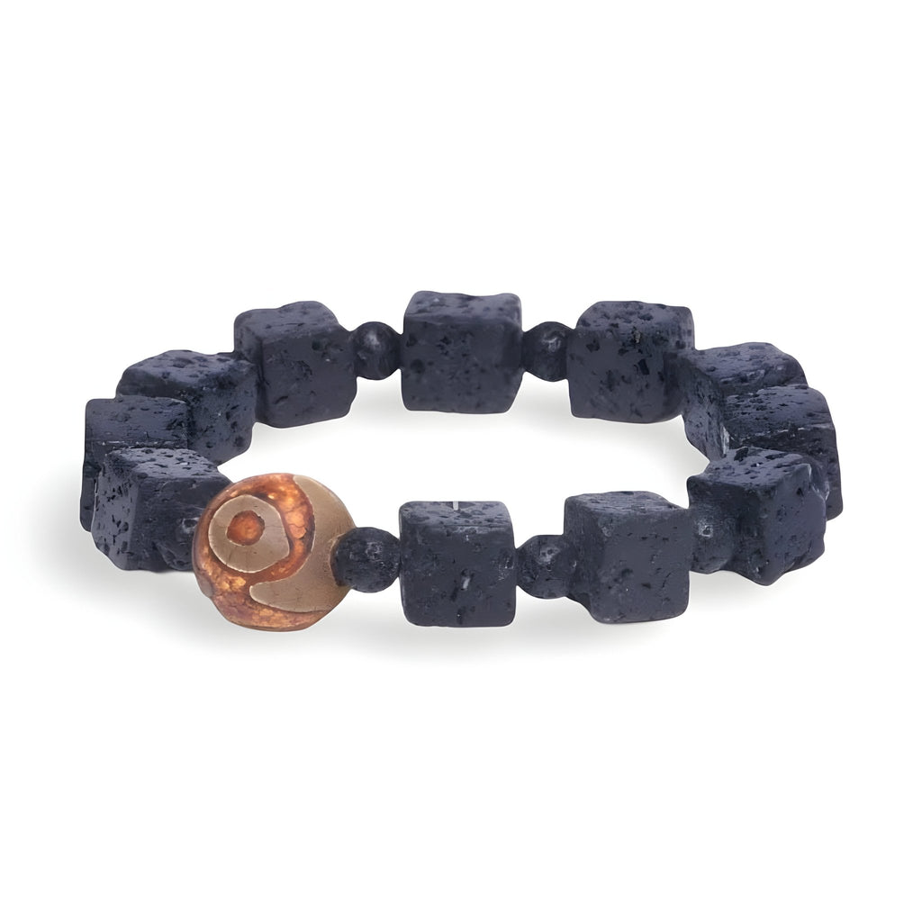 Bracelet mixte en pierres volcaniques cubiques noires avec perle de Dzi beige ornée de motifs marron.