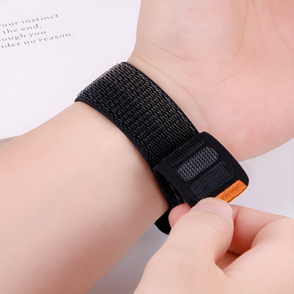 Bracelet velcro en nylon noir pour Huawei Watch, fermeture ajustable avec boucle orange discrète.