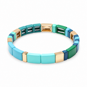 Packshot studio bracelet Calypso style 3, maillons émail multicolores.