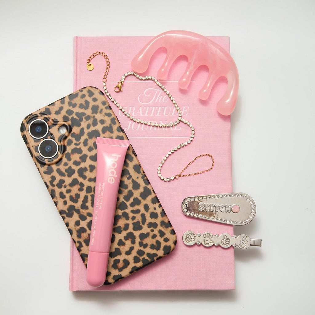 Chaîne de main dorée fine avec zircon brillant, bracelet élégant et délicat, modèle Norime.