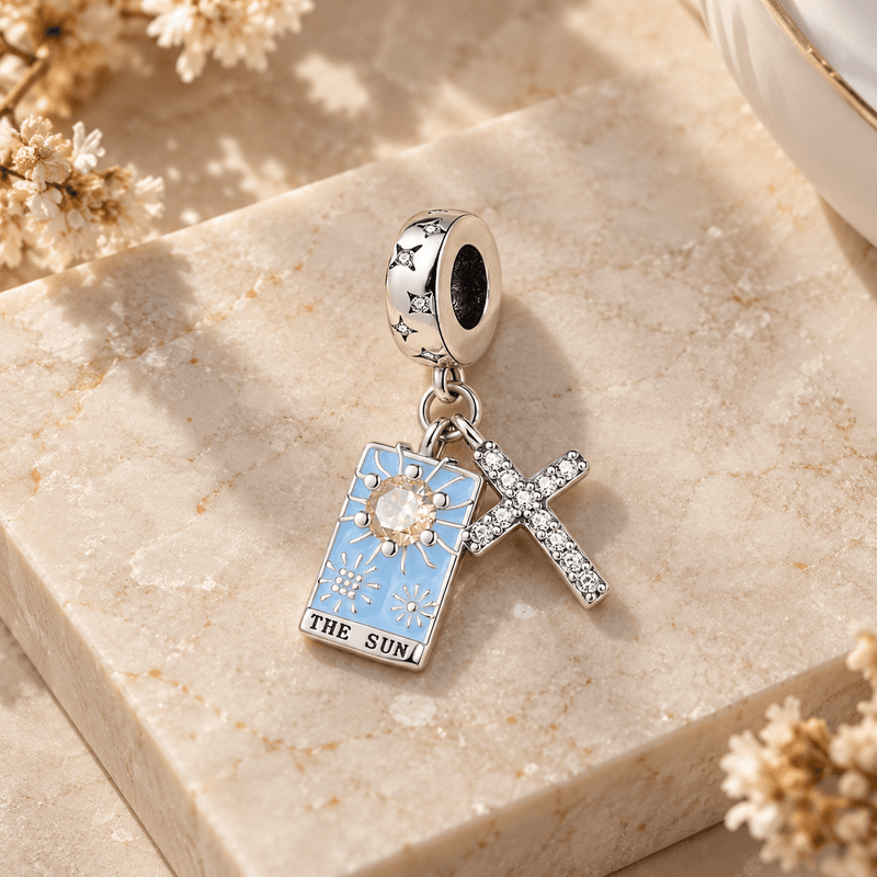Tarotkort-charm Le Soleil, färgade emaljer och zirkoner, för dam, modell Solcroix