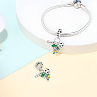 Charm pendentif argent avec drapeau Brésil et ballon de football coloré, pour bracelet femme.