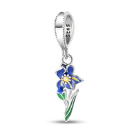 Charm pendentif orchidée en argent avec émail bleu, vert et détail doré, modèle Ghita.