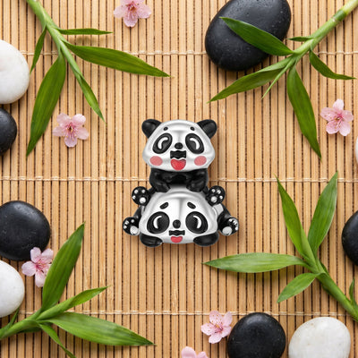 Κρεμαστό γούρι, χαριτωμένο panda που παίζει, για γυναίκα, μοντέλο Pandino