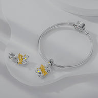 Bracelet argent avec charm pendentif signe zodiac Lion doré et argenté pour femme.