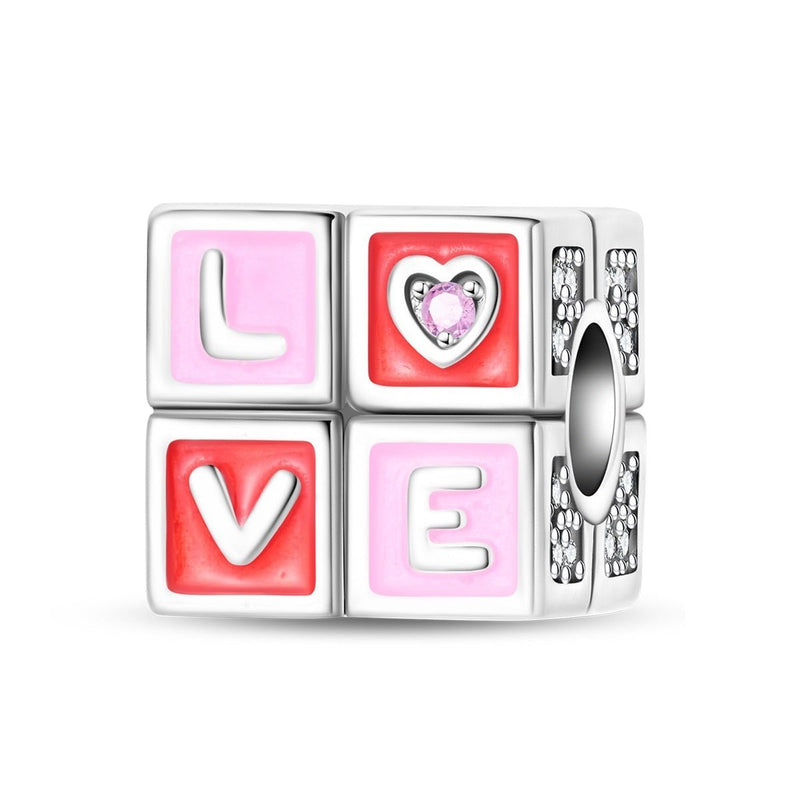 Bedel, geometrische kubusvormige kraal met roze en rode emaille die het woord LOVE vormt, voor dames, model Rubik's Cube LOVE