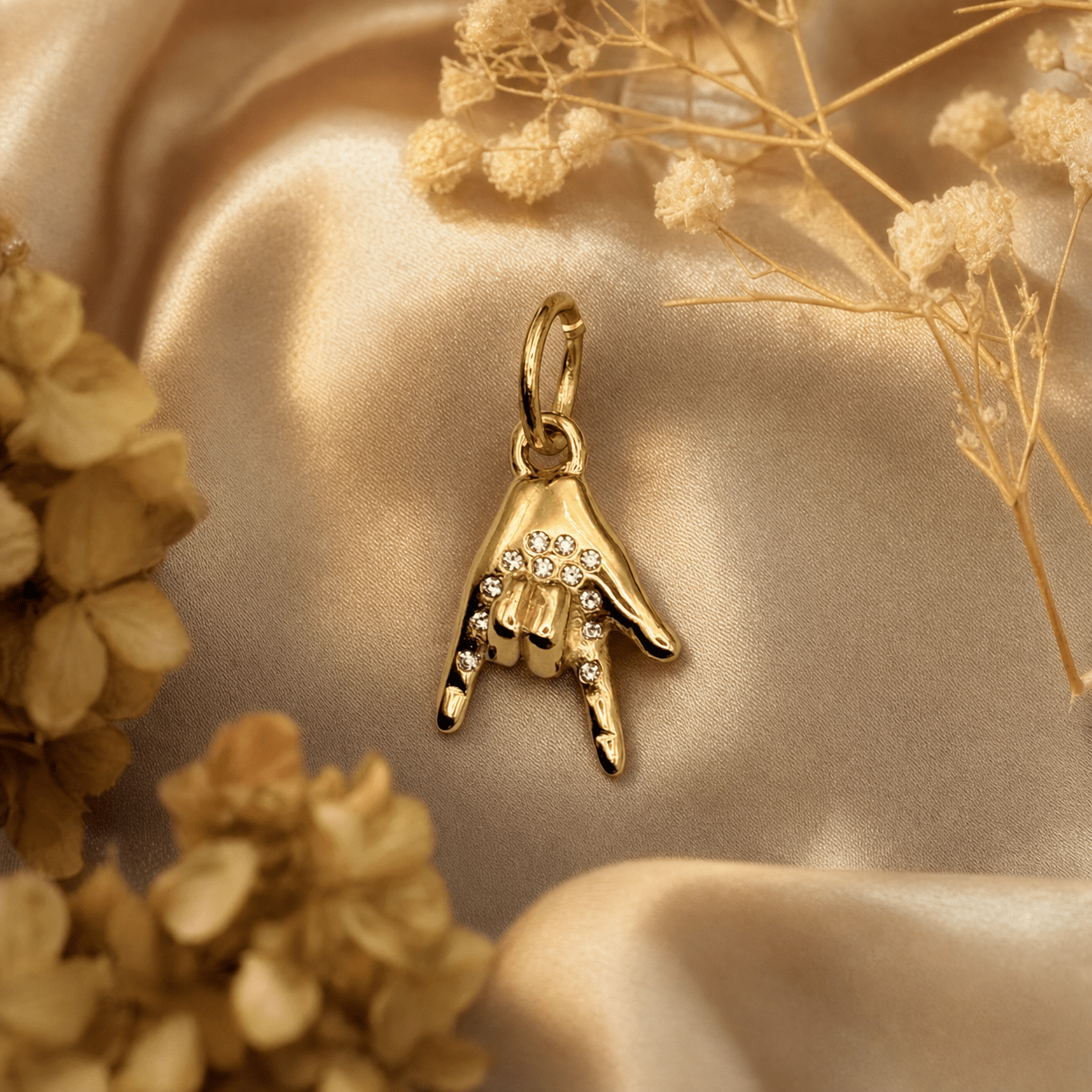 Charm for chain bracelet, Rock model