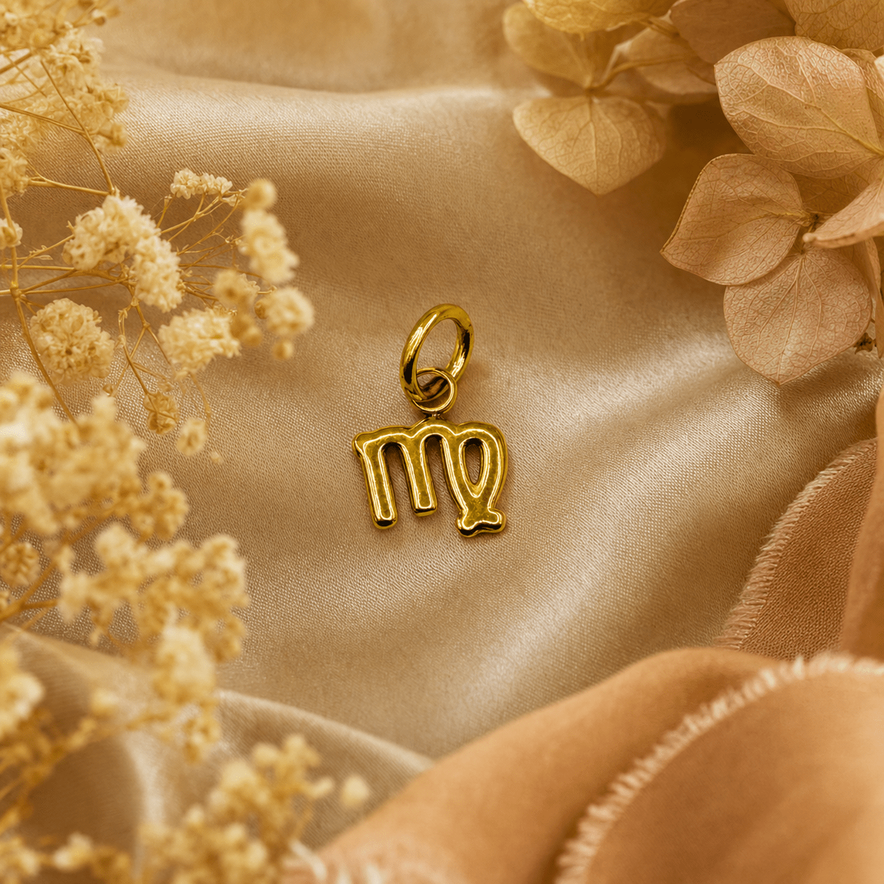 Charm for chain bracelet, Virgin model
