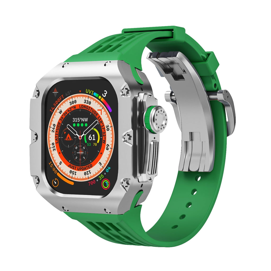 Coque titane argentée robuste avec bracelet en silicone vert à boucle pour Apple Watch Ultra 49mm.