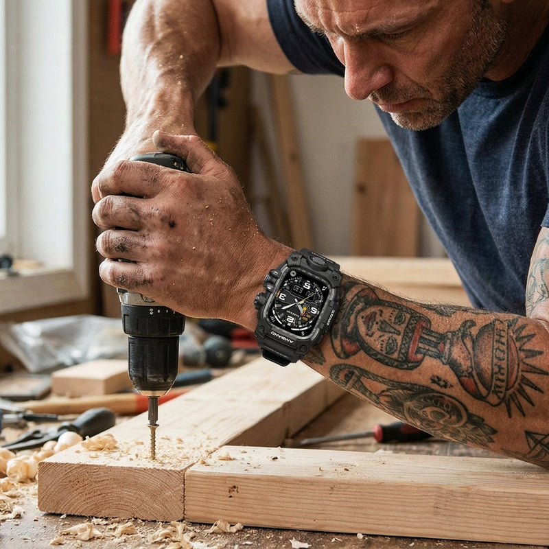 Coque intégrale noire en alliage de zinc pour Apple Watch avec design militaire et boucle sécurisée.