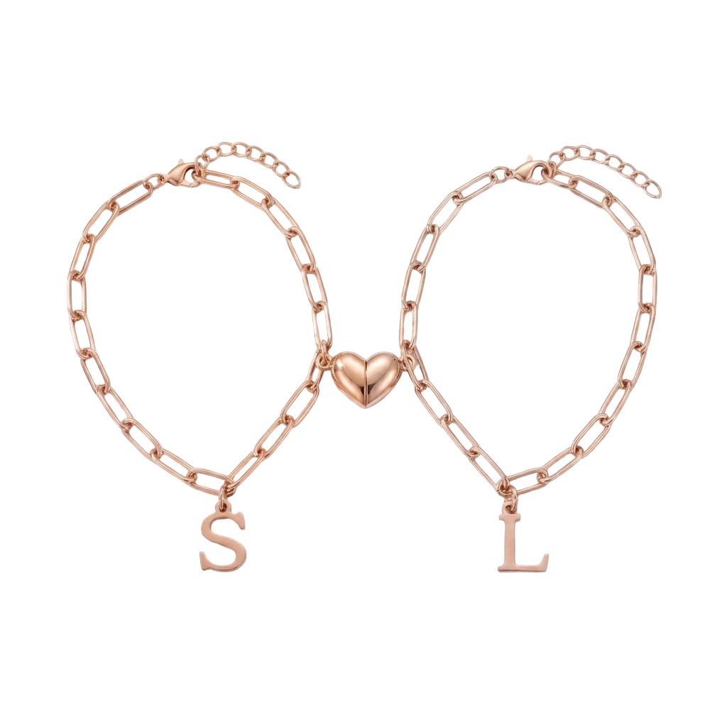 Duo de bracelets couple à maille paperclip acier inoxydable, personnalisables avec initiale, breloque cœur aimantée, taille ajustable, modèle Fondène