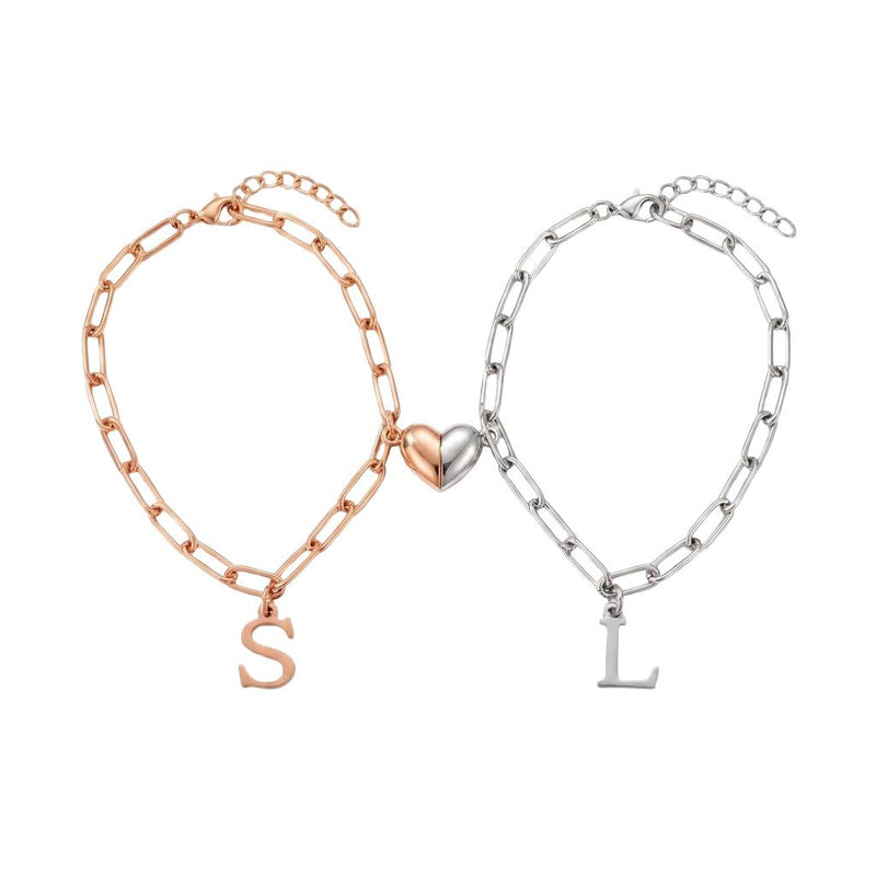 Duo de bracelets couple à maille paperclip acier inoxydable, personnalisables avec initiale, breloque cœur aimantée, taille ajustable, modèle Fondène
