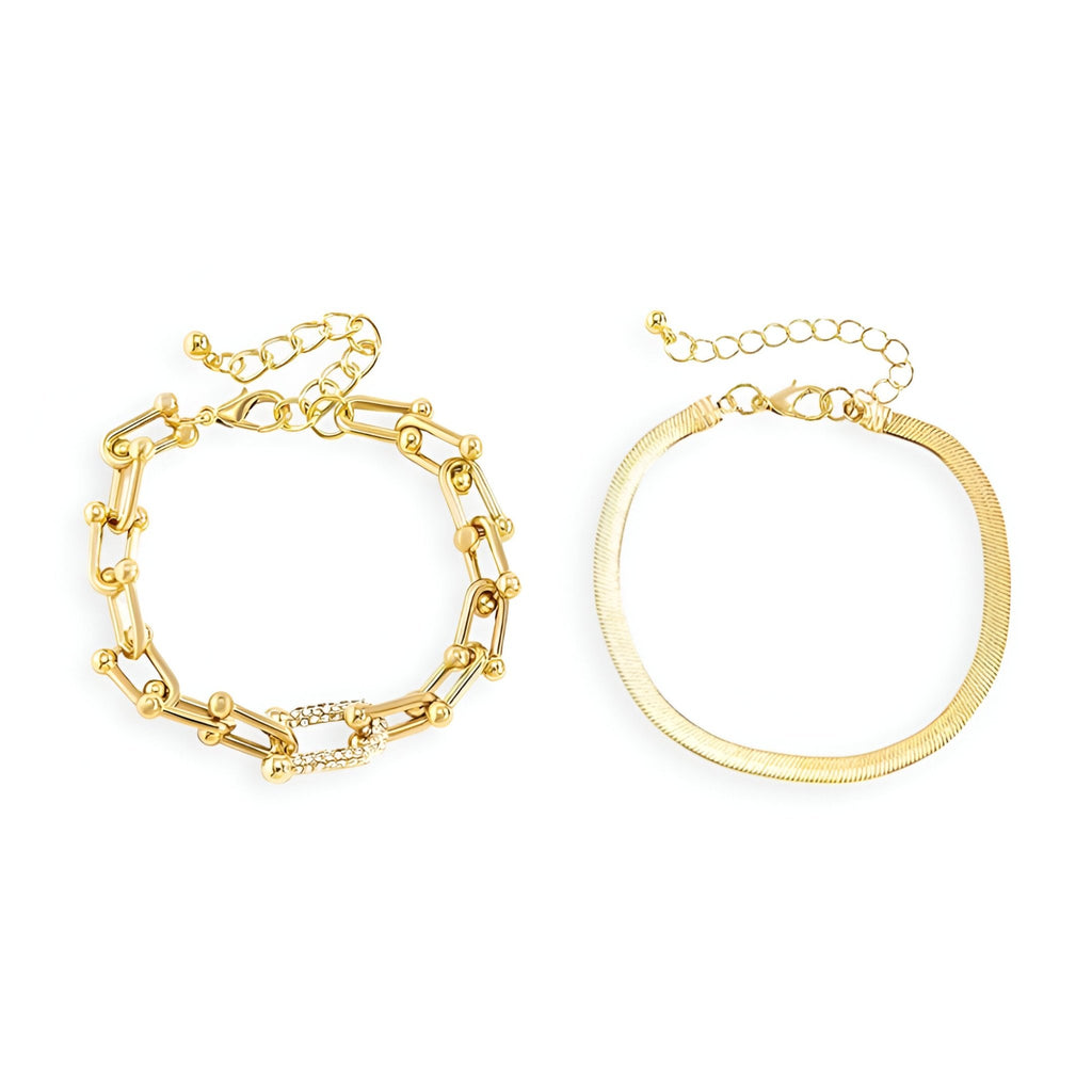 Duo de bracelets mousqueton dorés en acier inoxydable, lisse et chaîne à maillons rectangulaires, fermoir ajustable.