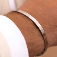 Bracelet jonc en acier inoxydable lisse et brillant pour homme, modèle Tiako, 15+2 cm.