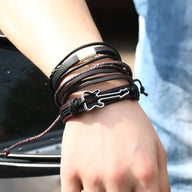Ensemble de 3 bracelets en cuir marron avec charm guitare noir, style mixte, modèle Jimi.