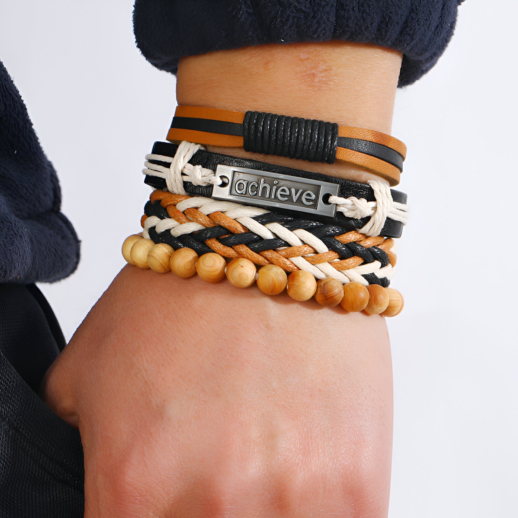 Ensemble de 4 bracelets en cuir et bois, "Achieve", mixte, modèle Emory - La Boutique du Bracelet