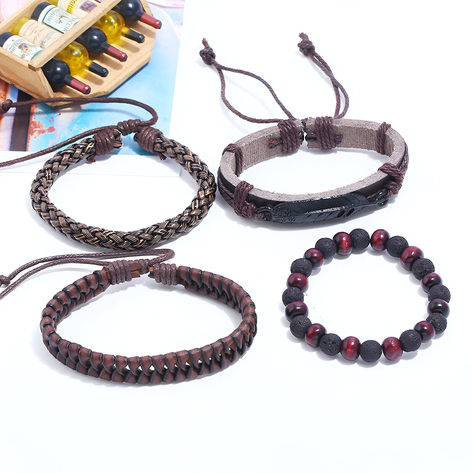 Ensemble de 4 bracelets en microfibre et pierres volcaniques, pour homme, modèle Djovan - La Boutique du Bracelet