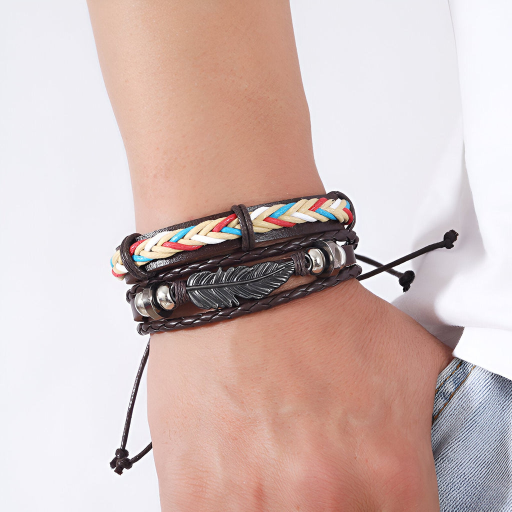 Ensemble de 5 bracelets marron en microfibre avec plumes, étoiles, perles et tresse multicolore, style mixte.