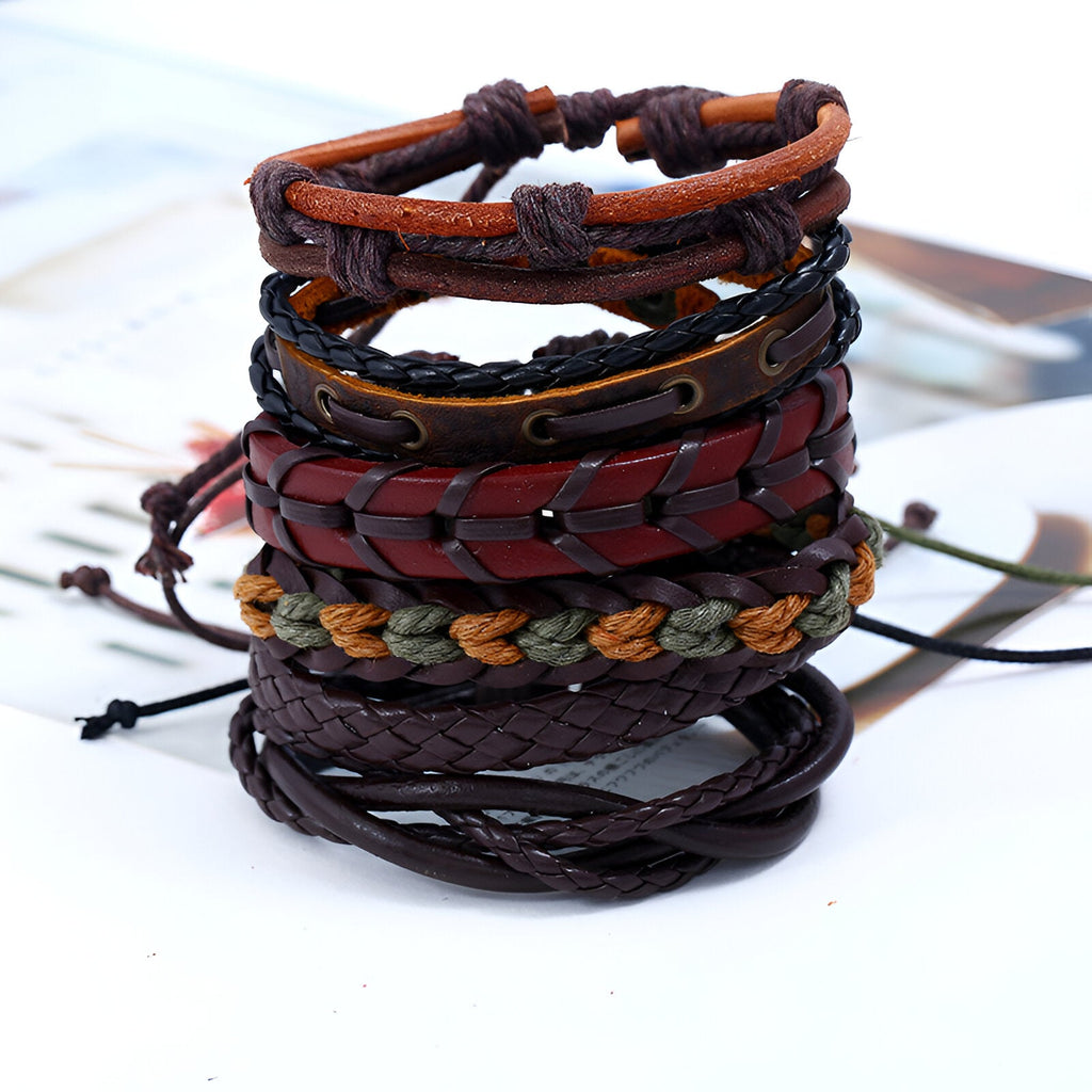 Ensemble de 6 bracelets homme en cuir marron avec tressages et nœuds style rétro modèle Yorick.