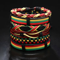 Ensemble de 6 bracelets pour homme multicolores avec motifs tressés et couleurs jamaïcaines rouge, jaune, vert et noir.