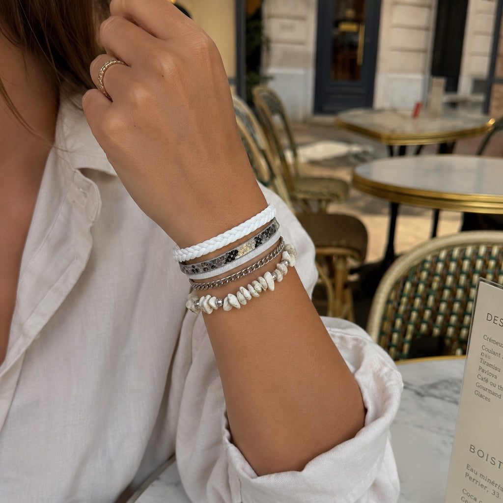 Multi-strand bracelet for women, white turquoise stones, silver-toned stainless steel, magnetic clasp, Iggy model