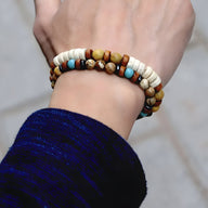 Lot de 2 bracelets pour homme en perles de bois, pierres naturelles turquoise et blanches, style bohème.